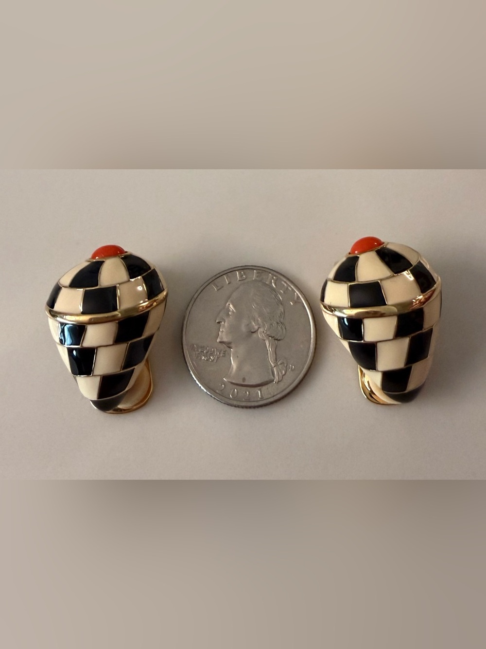 Kenneth Jay Lane  black & white checkerboard enamel, conch-shell-like earrings. - Picture 2 of 4